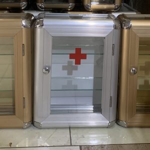 tủ y tế gia đình treo tường